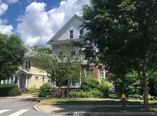 9 Brewster St FLOOR 3, Providence, RI 02906