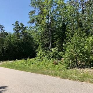 5th image of Glenbush Dr