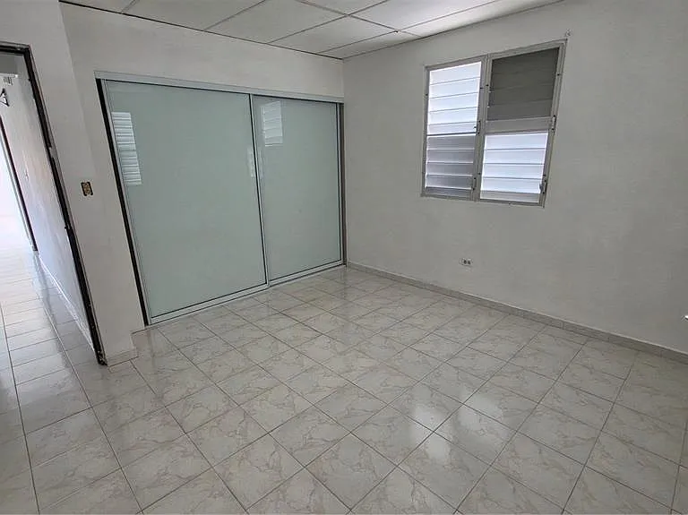 G-26 Calle 6 — Photo 10