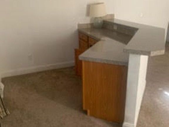 5th image of 2611 Silver Creek Dr