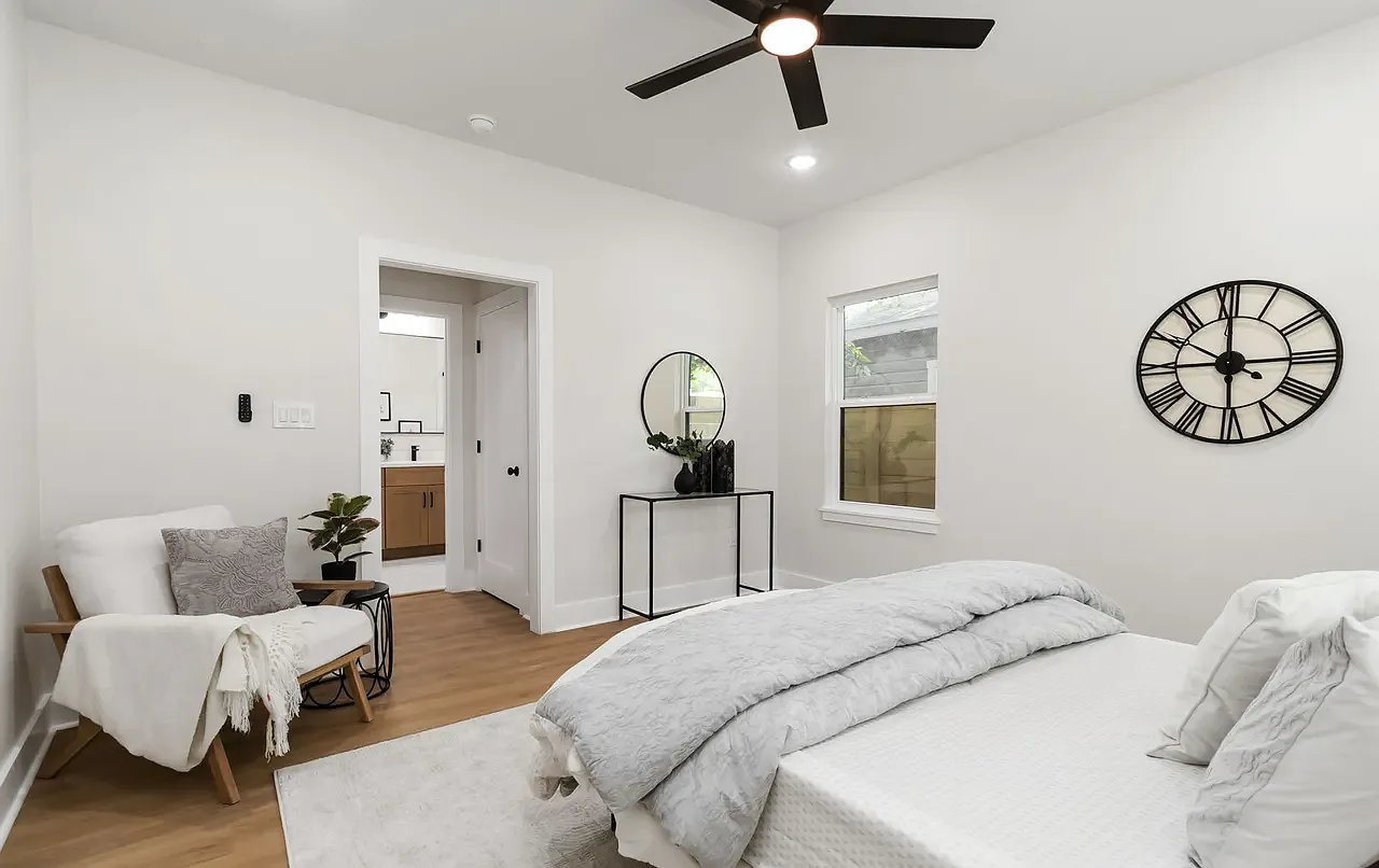 3 bed, 2.5 bath, 1654 sqft, $2,767 — Photo 4