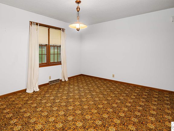 5th image of 101 W Jefferson St