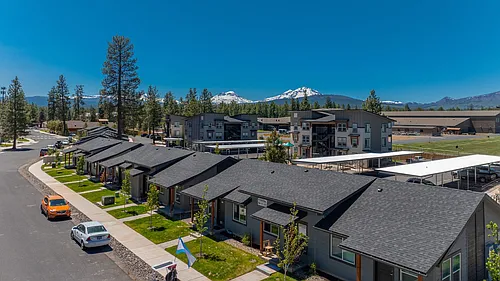 McKenzie Meadows Apartments Photo 1