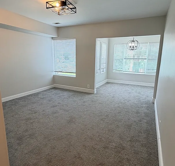 6110 S Saint Lawrence Ave #2 — Photo 2