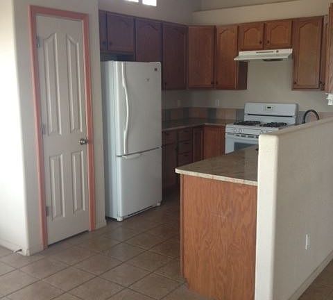 5th image of 2965 Escenico Ct