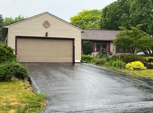 418 E Manchester Rd, Syracuse, NY 13219