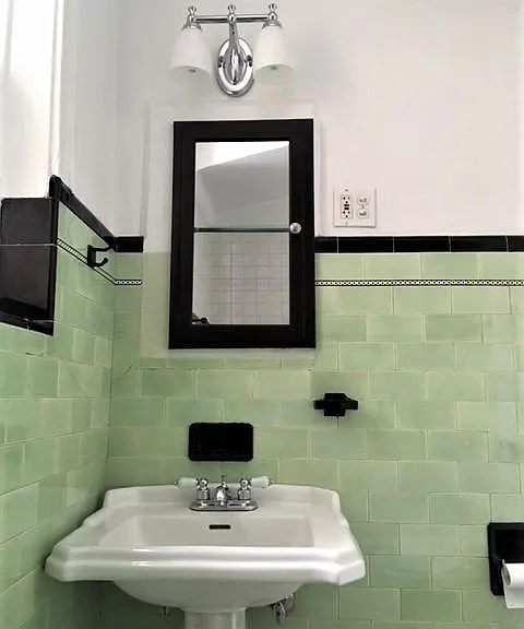 2554 W Ardmore Ave #1 — Photo 7