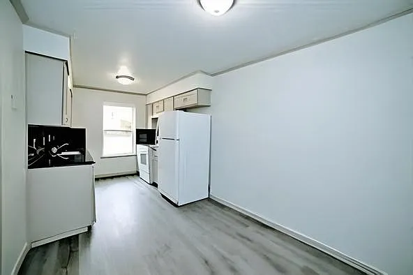 2206 Statler Dr — Photo 19