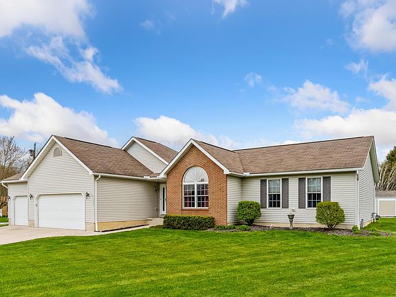 2nd image of 2535 Gast Dr