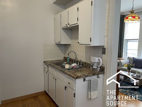 3rd image of 4603 N Western Ave APT 3