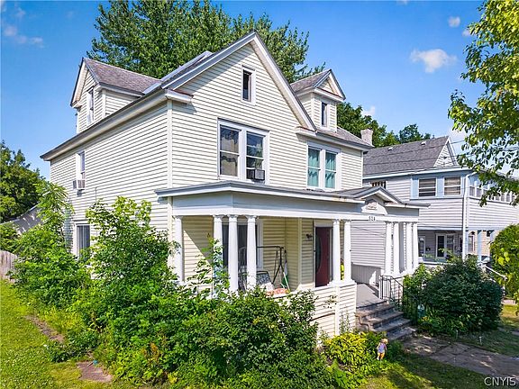 3rd image of 524 W Thomas St