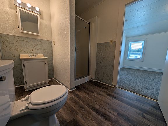 3rd image of 316 Chicago Rd #2