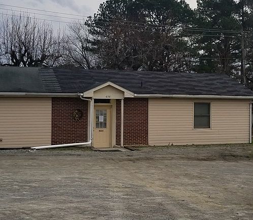 3rd image of 698 Northington St