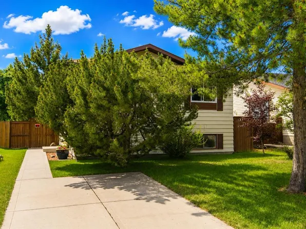 37 N Rupert Cres, Red Deer, AB T4P 2Y9
