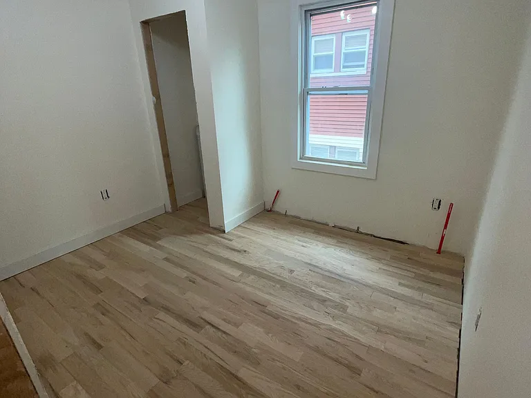 207 Hansbury Ave #2A — Photo 3