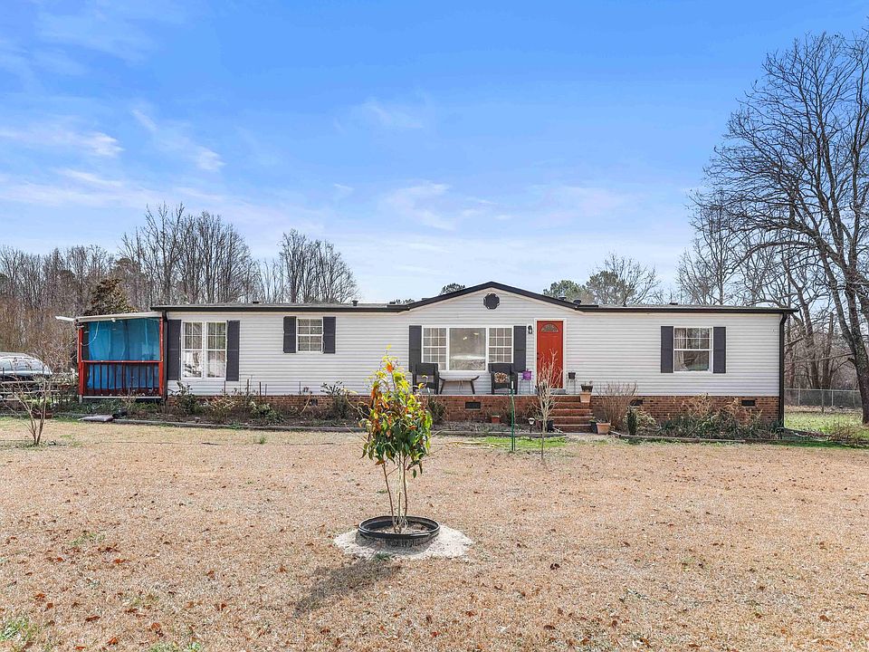 1st image of 1425 Country Pond Ln
