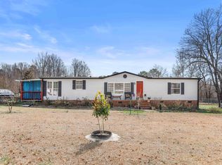 1425 Country Pond Ln, Willow Spring, NC 27592