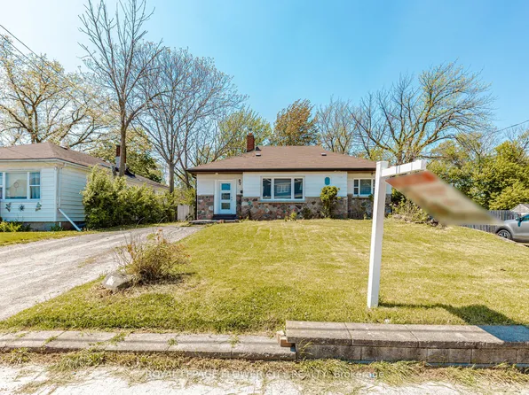 37 Warwick Rd, Hamilton, ON L8E 1Y5