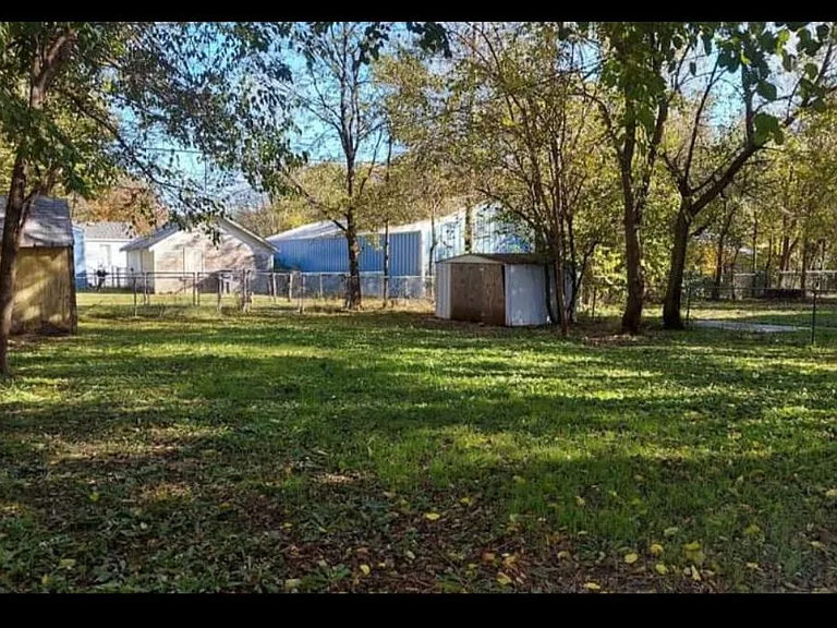 422 N Saint Paul St — Photo 2