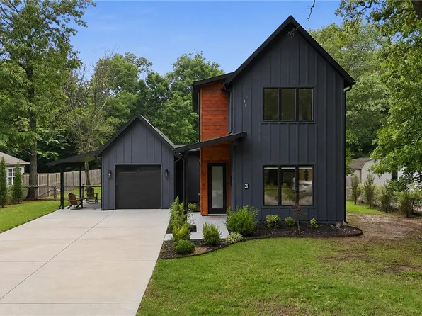 3 Dulverton Dr, Bella Vista, AR 72715