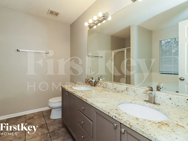 1310 Invermere Dr SE — Photo 13