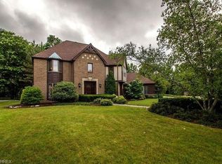 31020 Pinehurst Dr, Westlake, OH