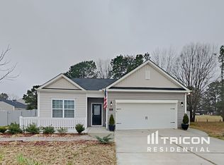 909 Wild Lilac Ct, Zebulon, NC 27597