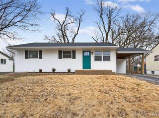 695 Mullanphy Rd, Florissant, MO 63031