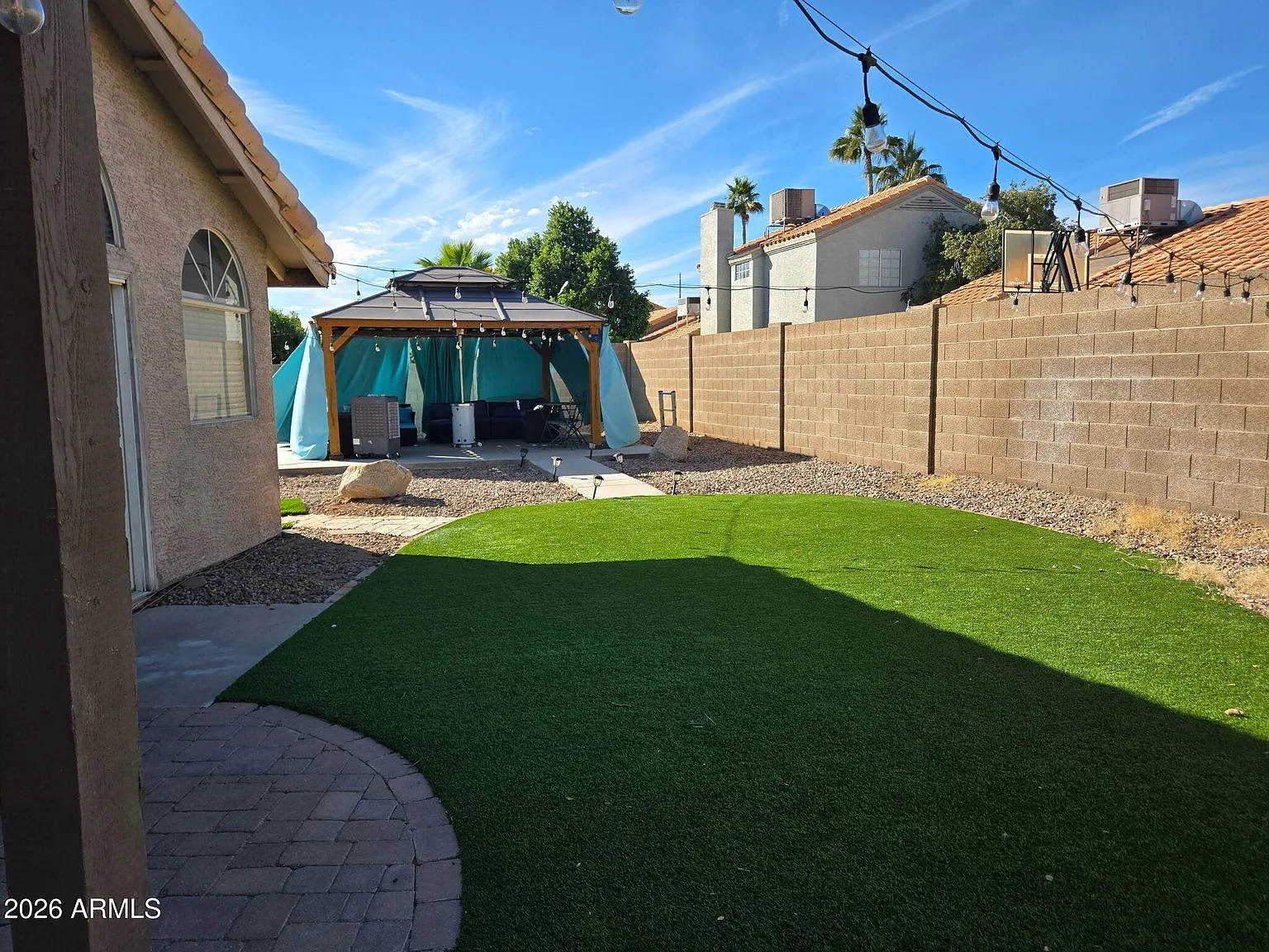 3 bed, 2.0 bath, 1549 sqft, $2,800 — Photo 4