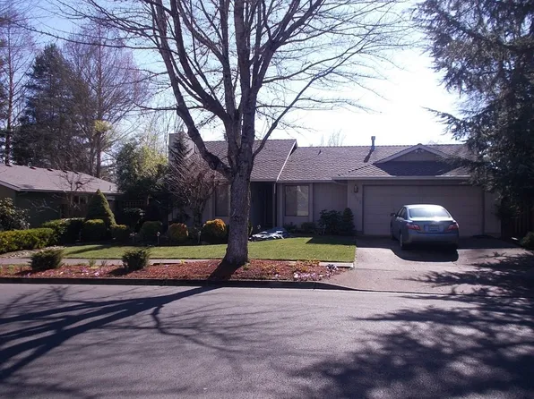 13180 SW Haystack Dr, Beaverton, OR 97008