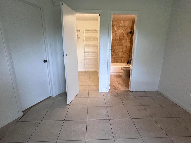4581 W McNab Rd #33 — Photo 4