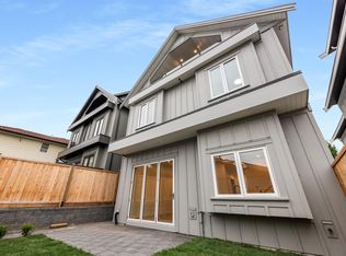 1160 Rossland St #2, Vancouver, BC V5K4A1