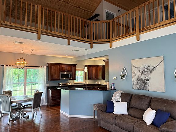 5th image of 581 Shady Grove Rd