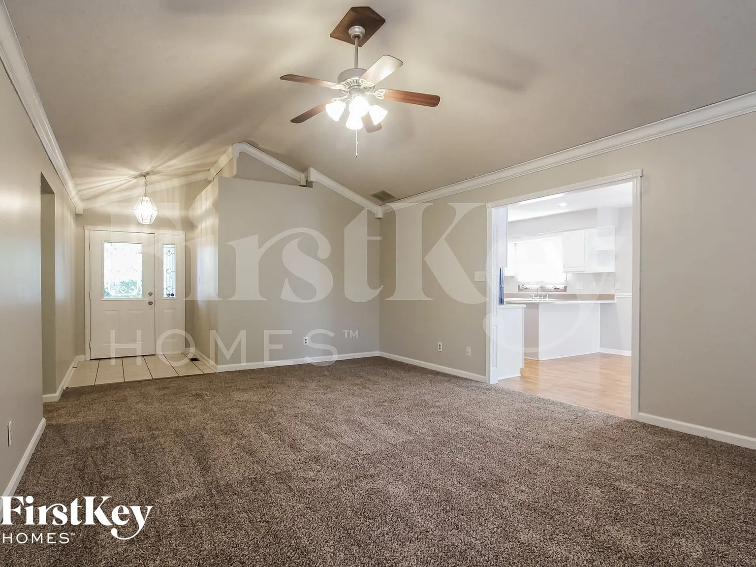 3 bed, 2.0 bath, 1523 sqft, $2,150 — Photo 3