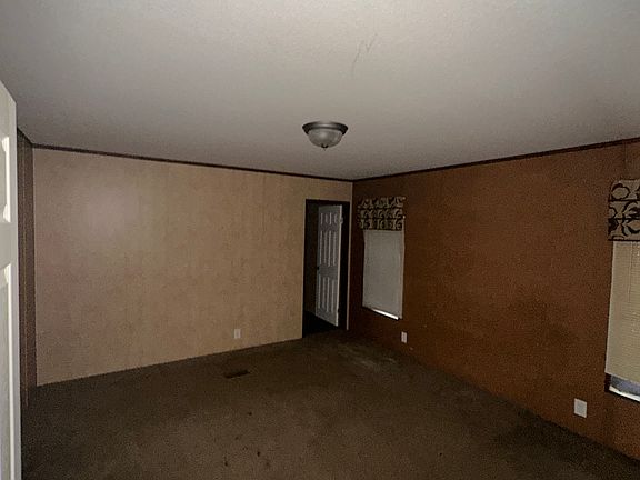 4th image of 110 Charity Rd #110