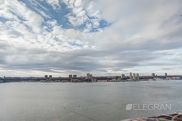 Rented by (Legacy) Elegran | media 45