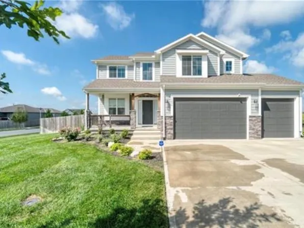 14096 S Landon St, Olathe, KS 66061