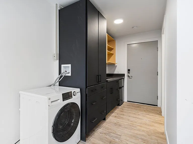 Karsti Apartments — Photo 21