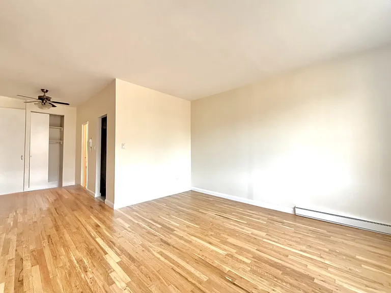 46 W 73rd St #5F — Photo 8