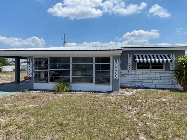 311 Raymond Ave, Frostproof, FL 33843