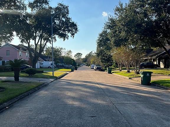 2nd image of 4115 Tidewater Dr