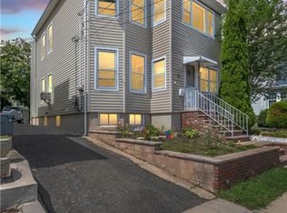 41 6th Ave, Clifton, NJ 07011