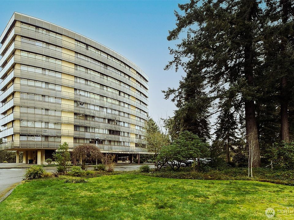 1st image of 1910 Evergreen Park Drive SW #302