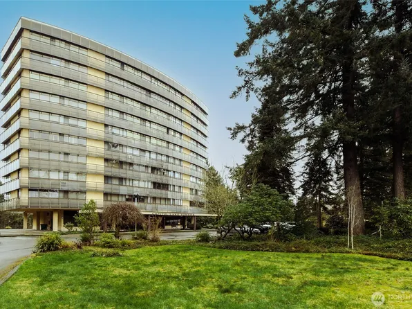 1910 Evergreen Park Drive SW #302, Olympia, WA 98502
