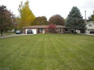 4047 Wadsworth Rd, Barberton, OH 44203