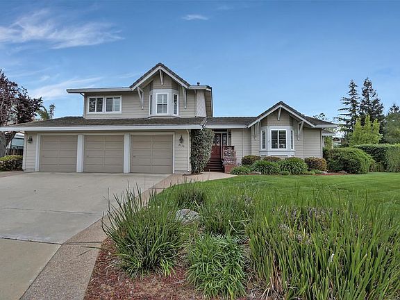 4th image of 3110 Royal Meadow Ln