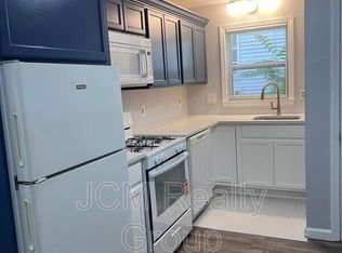 135 Williams Ave, Lynn, MA 01902