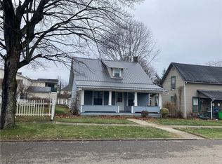 280 2nd St NE, Carrollton, OH