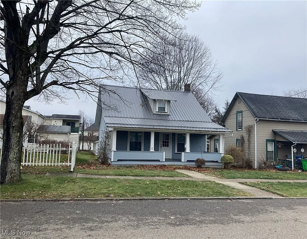 280 2nd St NE photo 1