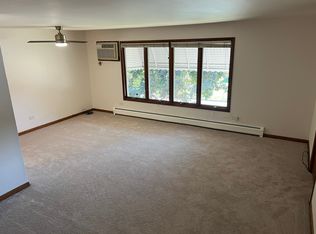 8728 S 78th Ave APT 2A, Bridgeview, IL 60455